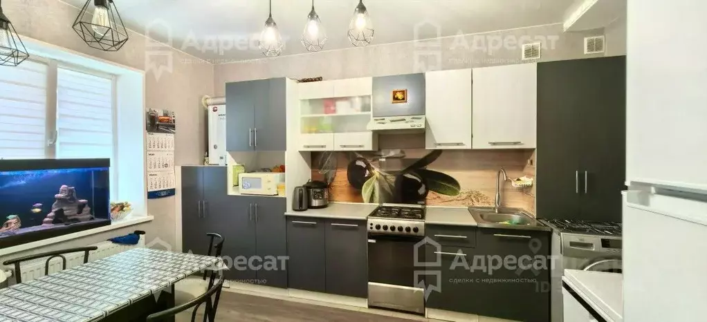 Дом в Волгоградская область, Городищенский район, Орловское с/пос, с. ... - Фото 1