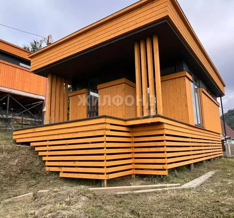 Дом в Краснодарский край, Сочи пос. Лоо, ул. Разина (70 м) - Фото 0