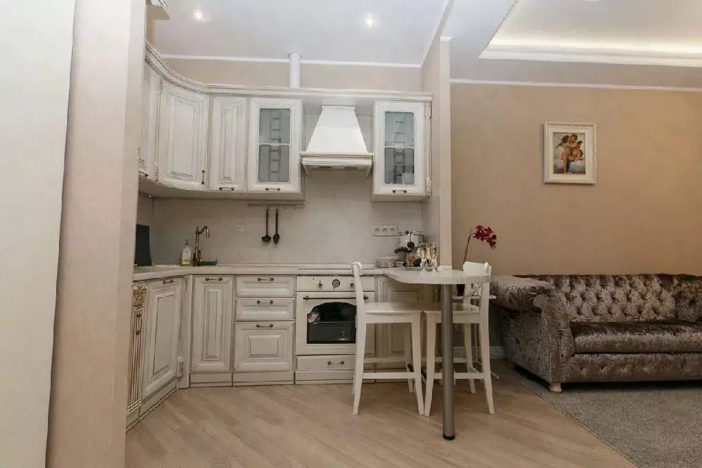 Продается 2-комнатная квартира - Фото 1