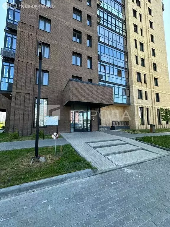 3-комнатная квартира: Новосибирск, улица Титова, 255 (73 м) - Фото 1