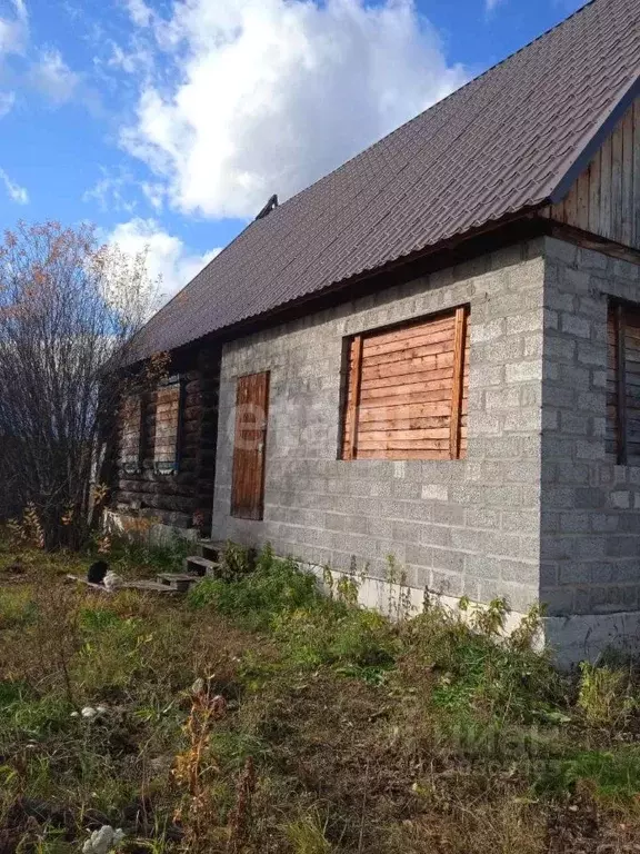 Дом в Свердловская область, Тугулымский городской округ, пос. ... - Фото 0