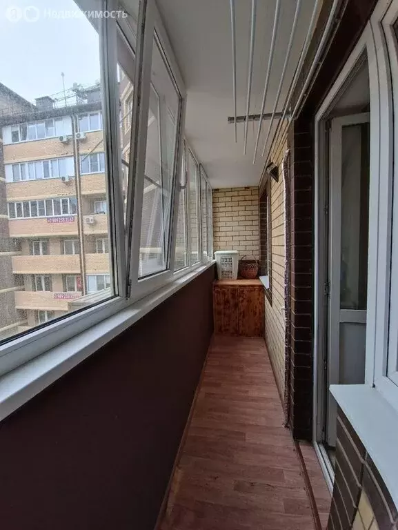 3-комнатная квартира: Краснодар, улица Лётчика Позднякова, 2к8 (52.3 ... - Фото 0