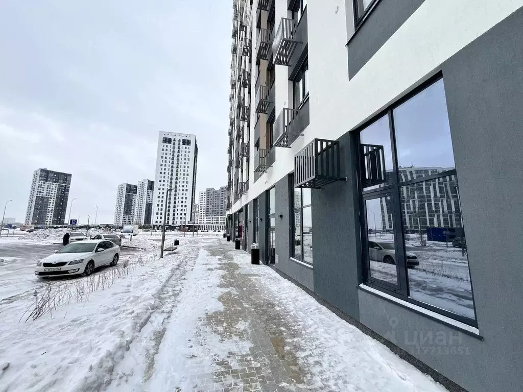 Помещение свободного назначения в Тюменская область, Тюмень ул. ... - Фото 0