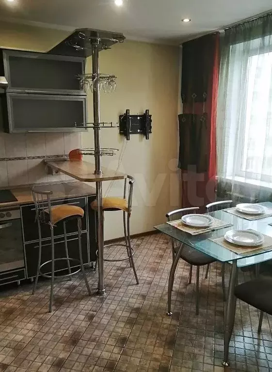 3-к. квартира, 67 м, 6/10 эт. - Фото 1