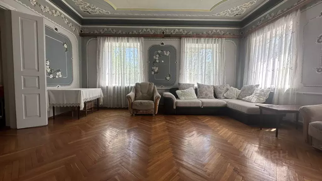 Дом в Краснодарский край, Армавир Коммунистическая ул., 58 (106 м) - Фото 0