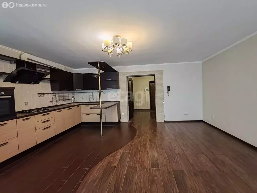 3-комнатная квартира: село Мариинский, микрорайон Лазурный, Лазурная ... - Фото 2