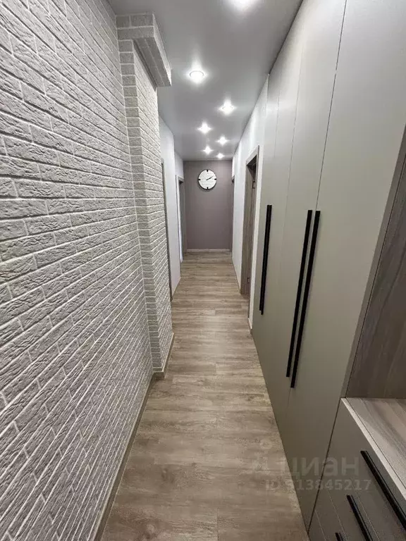 3-к кв. Омская область, Омск ул. Чернышевского, 2к3 (87.0 м) - Фото 2