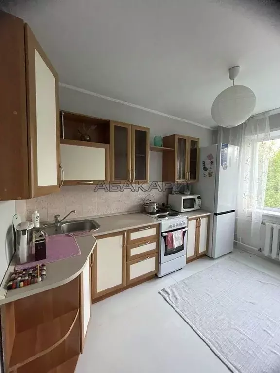 2-к кв. Красноярский край, Красноярск ул. Анатолия Гладкова, 8а (54.0 ... - Фото 0