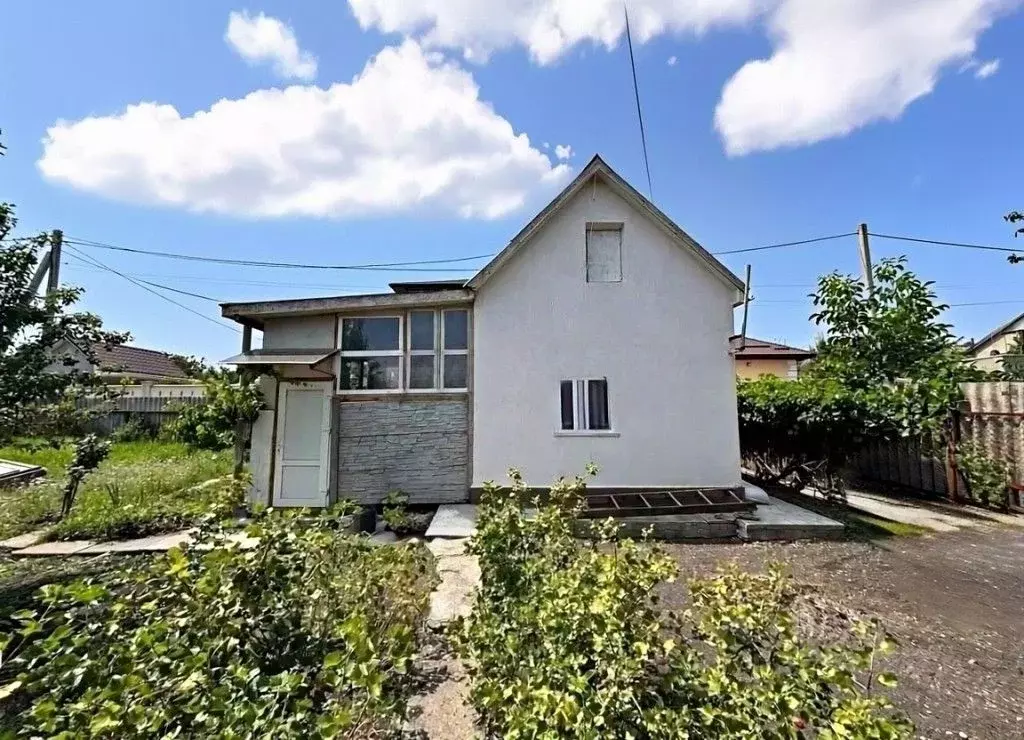 Дом в Крым, Симферопольский район, Перовское с/пос, с. Украинка ул. ... - Фото 1