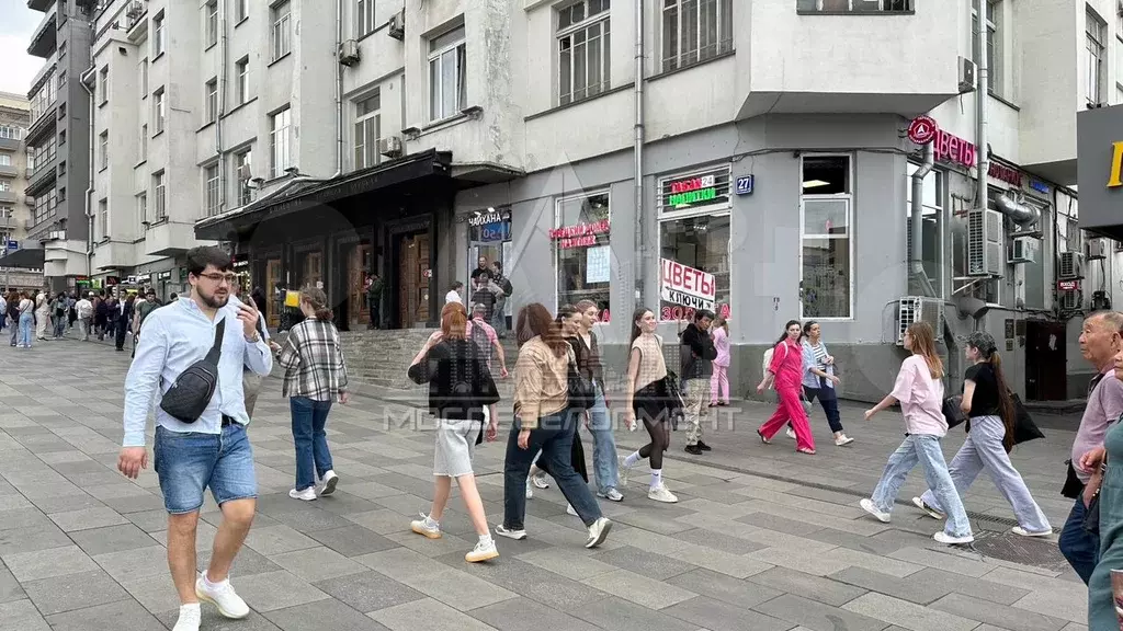 ПСН 10м2 на трафике, выход из метро - Фото 1