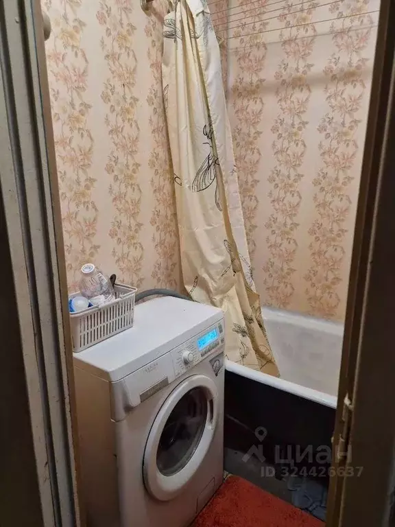 1-к кв. Ленинградская область, Лужский район, д. Ретюнь ул. ... - Фото 1