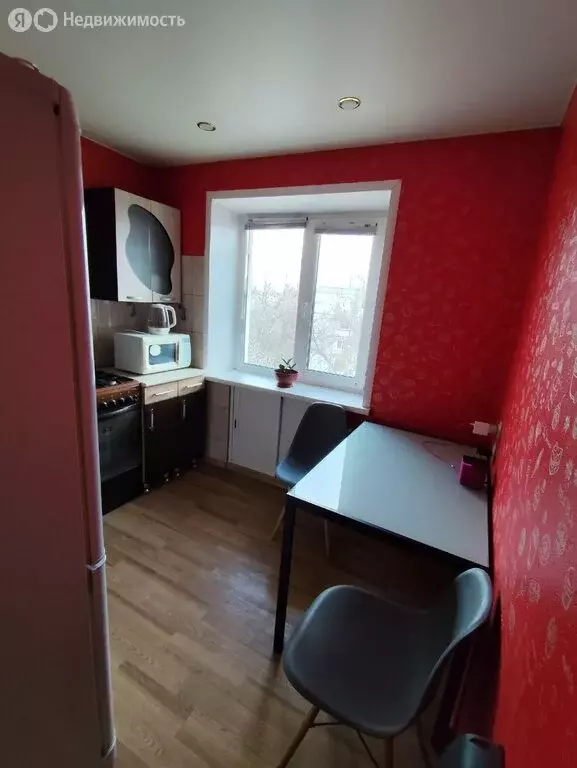 2-комнатная квартира: Балаково, улица Ленина, 121 (43.5 м) - Фото 2
