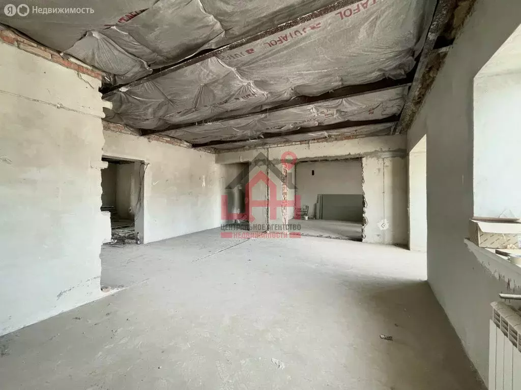 3-комнатная квартира: Пятигорск, Оранжерейная улица, 17 (120.8 м) - Фото 1