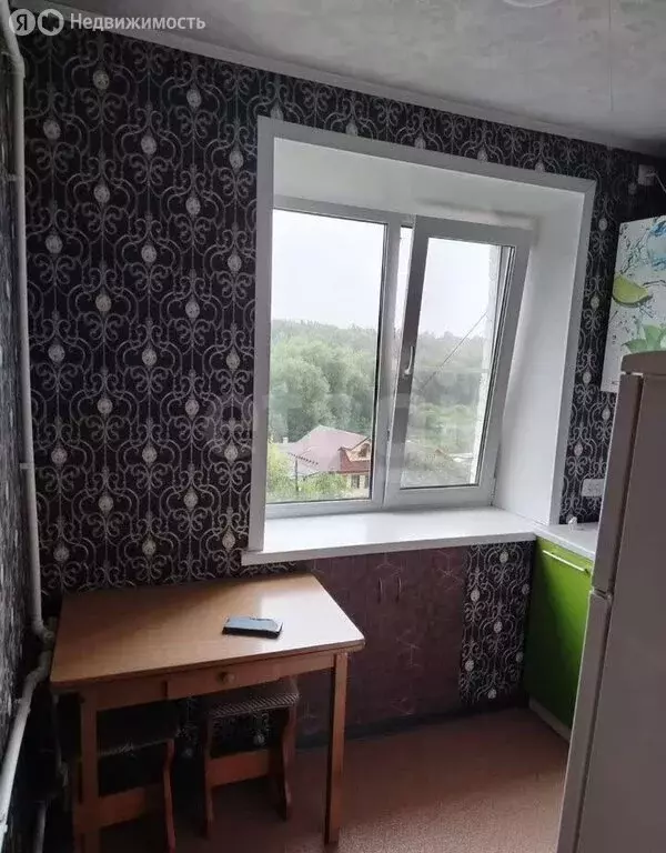 2-комнатная квартира: Бежецк, Краснослободская улица, 11 (40 м) - Фото 1
