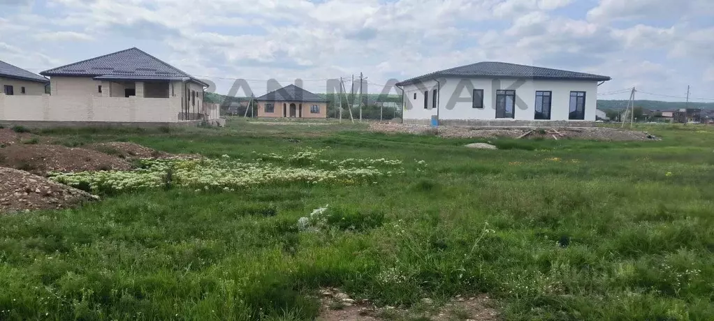 Участок в Адыгея, Майкоп городской округ, Гавердовский хут. ул. ... - Фото 0