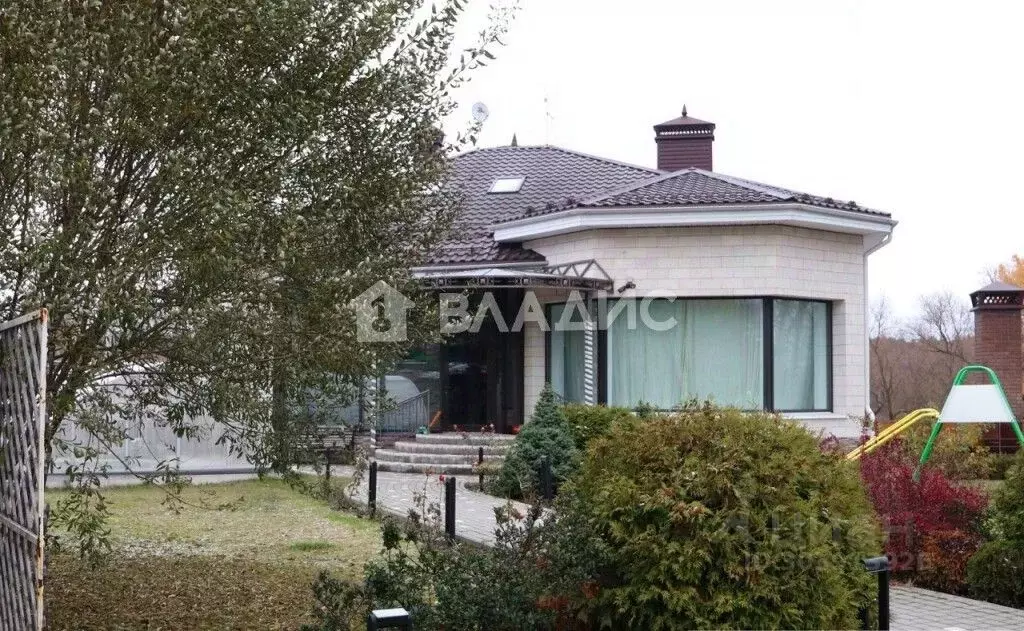 Дом в Ивановская область, Иваново пер. 2-й Булатовский, 1 (480 м) - Фото 1