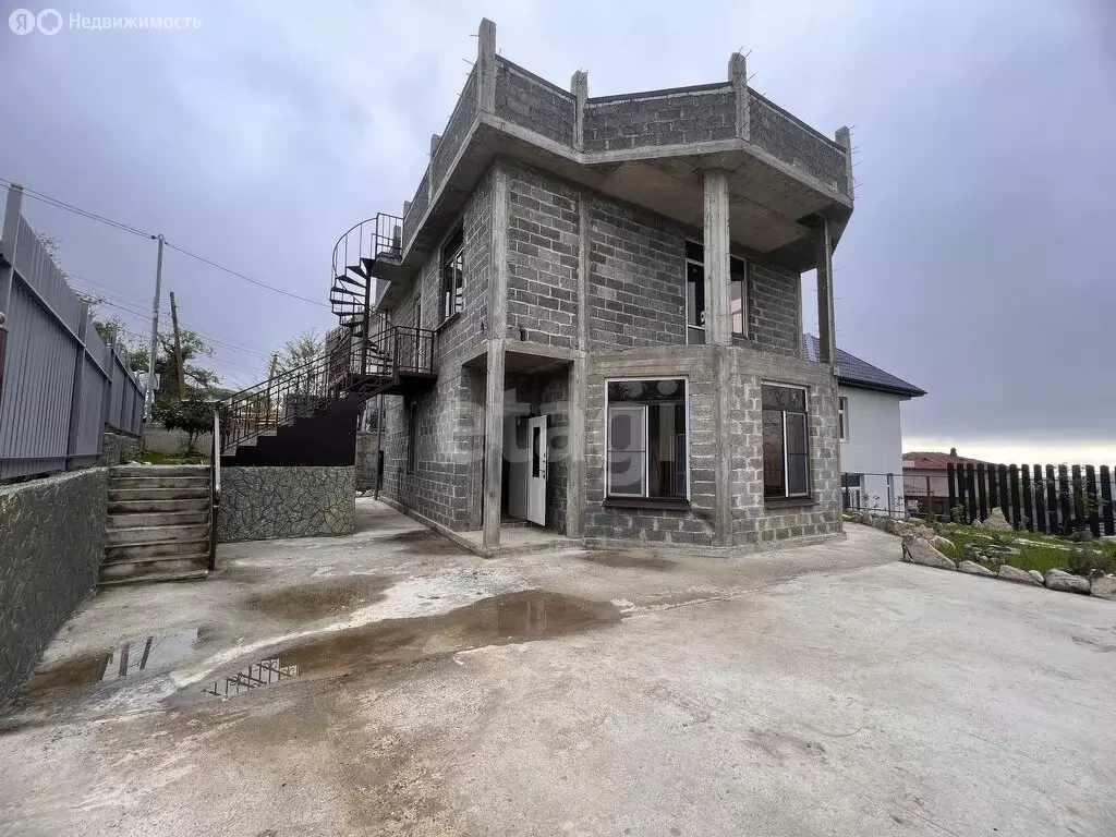 Дом в село Нижняя Шиловка, Светогорская улица (160 м) - Фото 0