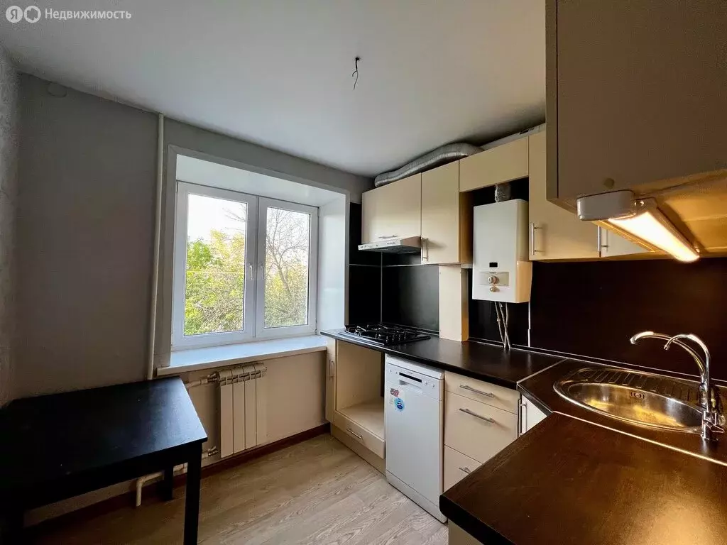 3-комнатная квартира: Самара, улица Авроры, 115 (56.2 м) - Фото 1