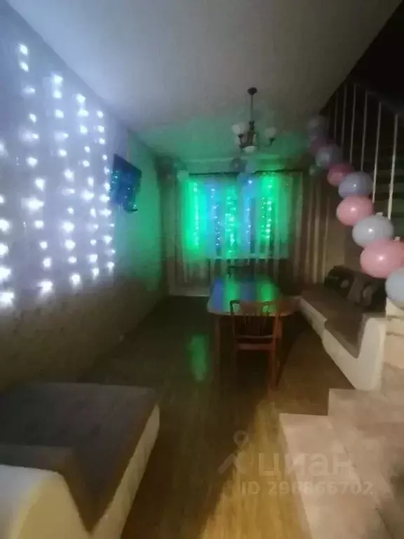 Дом в Волгоградская область, Волгоград ул. Зевина, 1/5 (240 м) - Фото 2