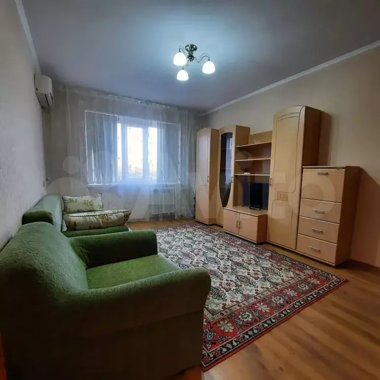 1-к. квартира, 38 м, 4/10 эт. - Фото 1