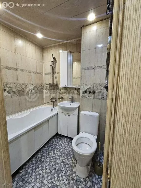 2-комнатная квартира: Мурманск, улица Свердлова, 4 (42.9 м) - Фото 1