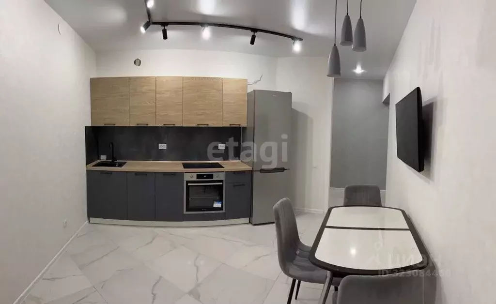 1-к кв. Тюменская область, Тюмень Новгородская ул., 3 (40.5 м) - Фото 1