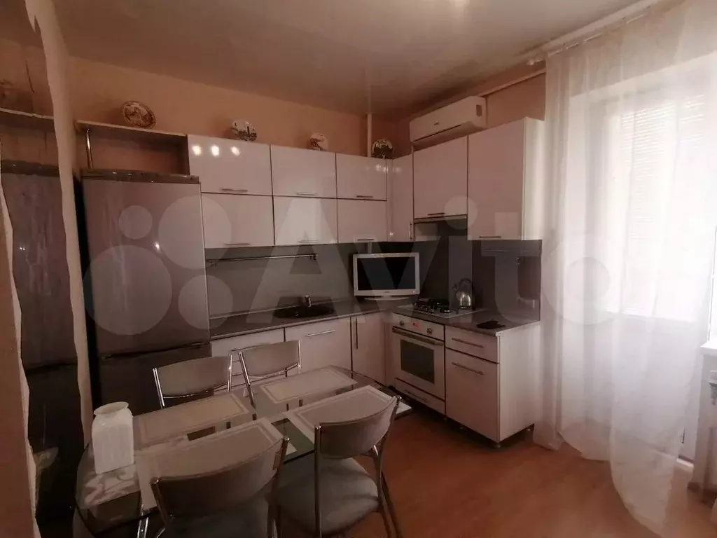 2-к. квартира, 55 м, 4/5 эт. - Фото 0