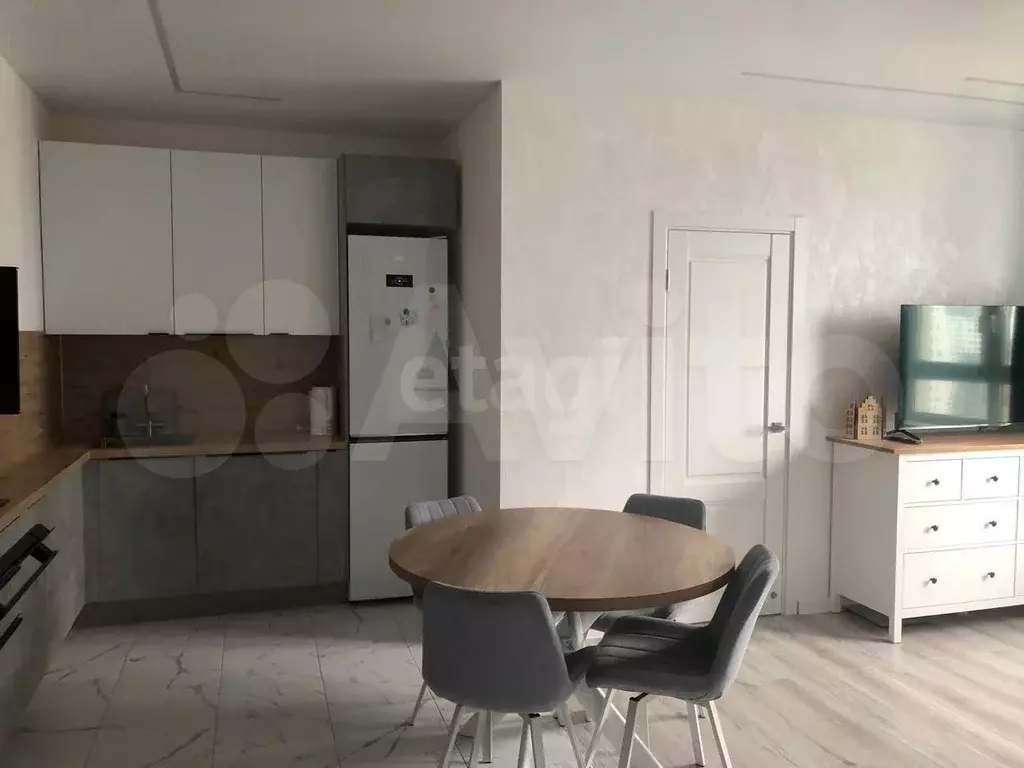 2-к. квартира, 50 м, 15/24 эт. - Фото 0