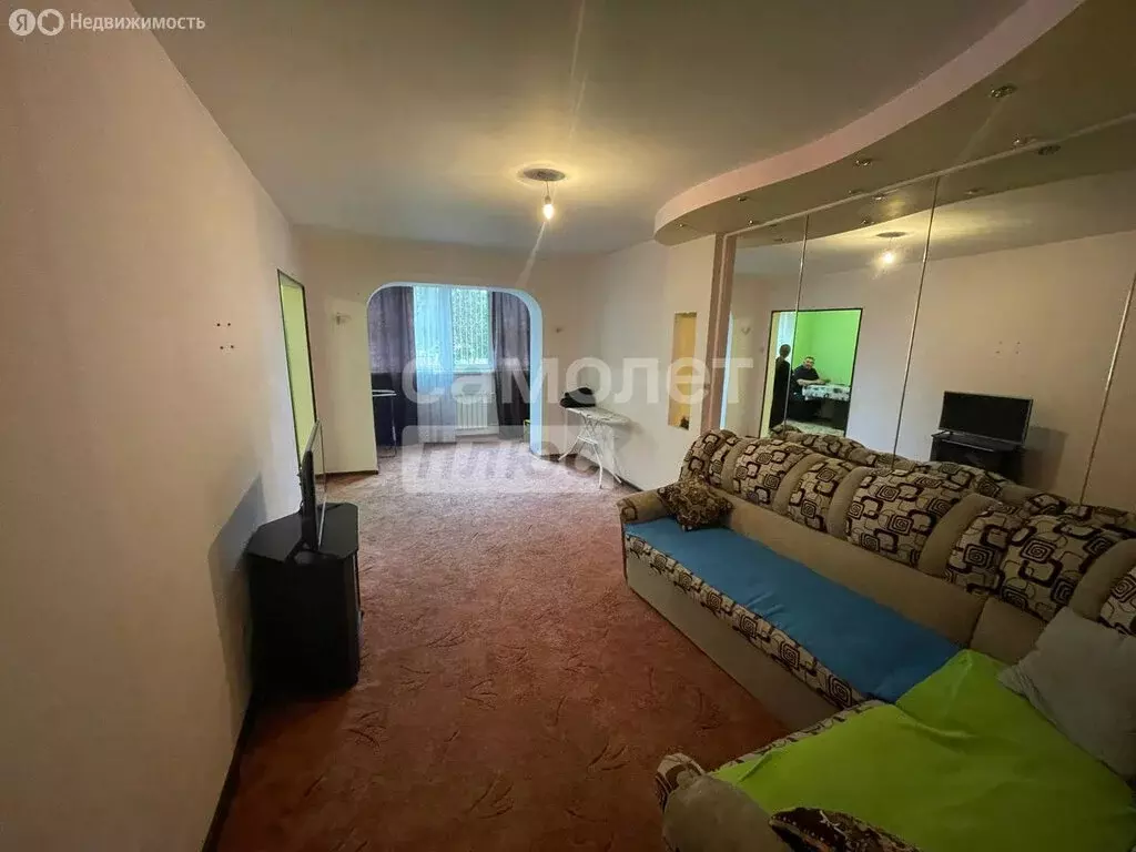 3-комнатная квартира: Кропоткин, Красная улица, 260 (75.7 м) - Фото 1