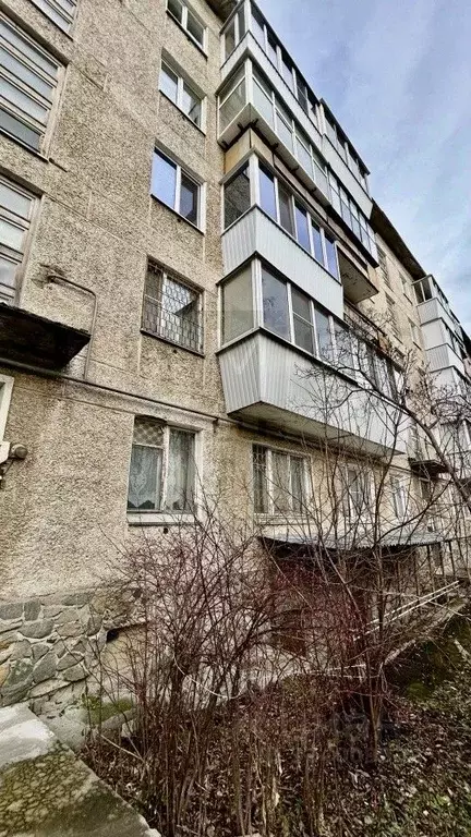 2-к кв. Свердловская область, Полевской Ялунина мкр, 17 (45.8 м) - Фото 1