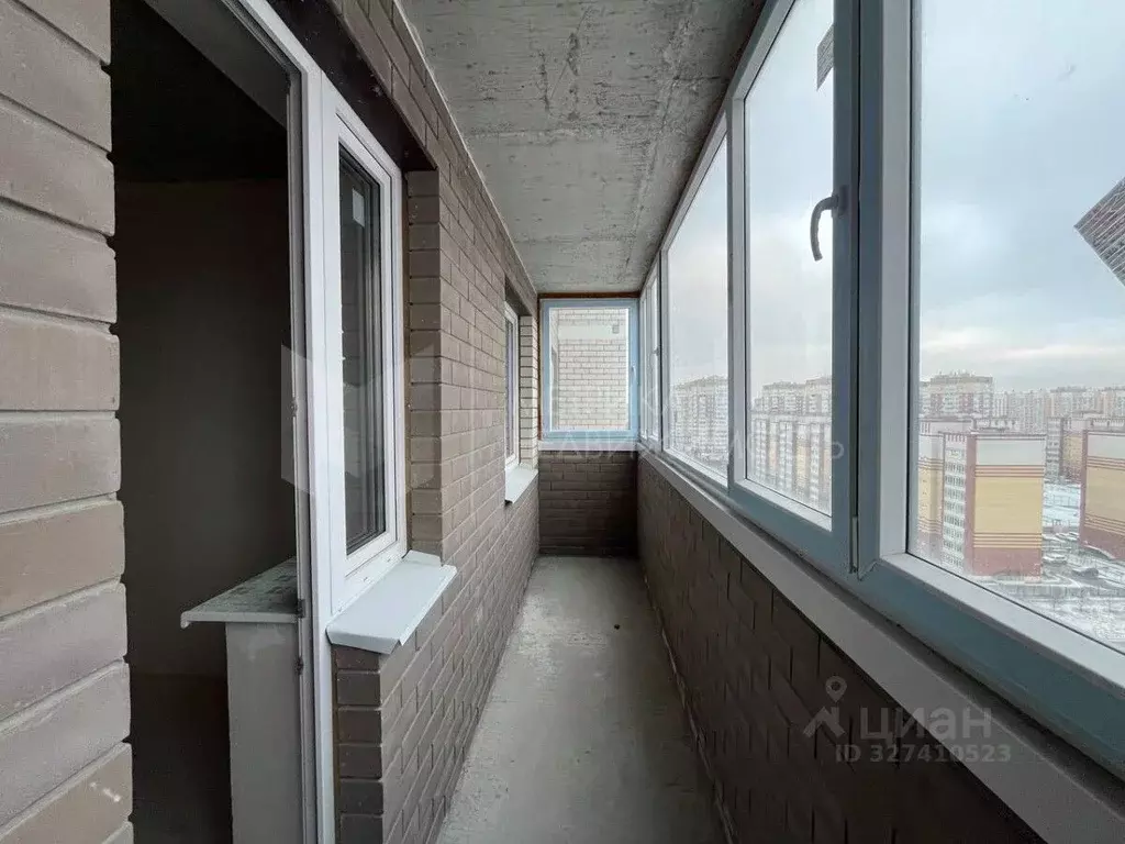 1-к кв. Тюменская область, Тюмень ул. Раушана Абдуллина, 2 (35.7 м) - Фото 1