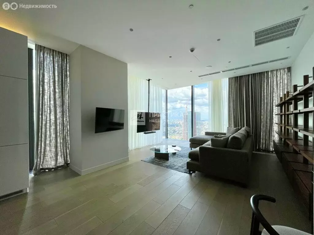 1-комнатная квартира: Москва, 1-й Красногвардейский проезд, 22с1 (85.5 ... - Фото 1