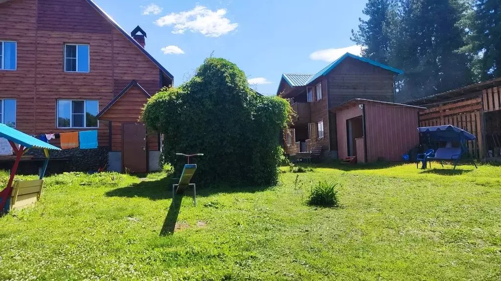 Дом в Алтай, Турочакский район, с. Иогач Центральная ул., 15 (100 м) - Фото 1