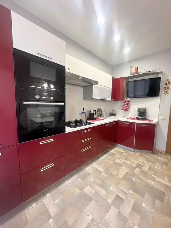 3-к. квартира, 75 м, 4/6 эт. - Фото 0