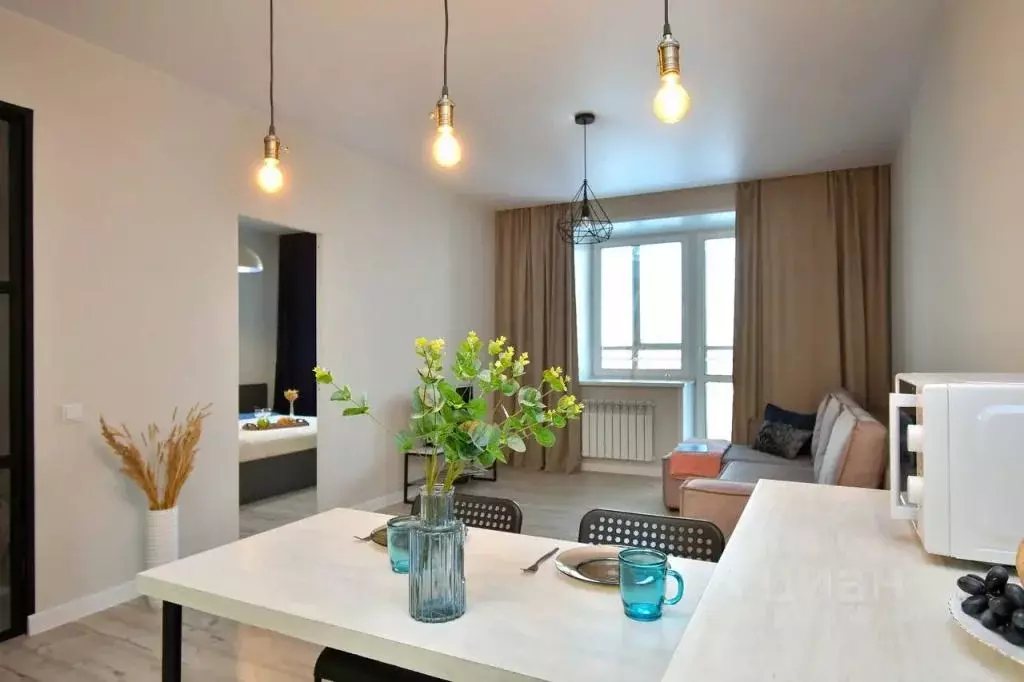 2-к кв. Красноярский край, Красноярск ул. Березина, 82Д (40.0 м) - Фото 0
