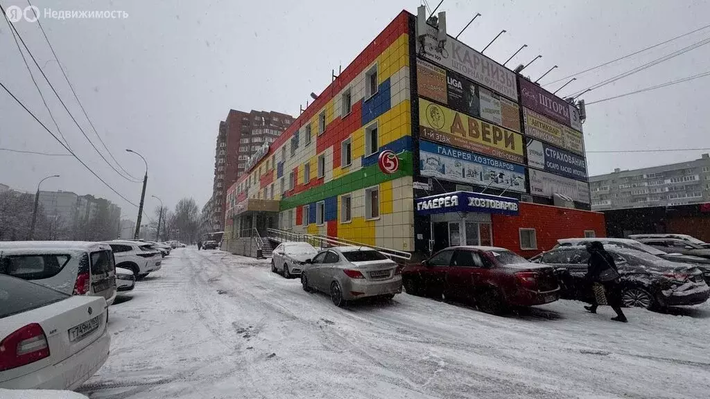 Торговая площадь (990 м) - Фото 2
