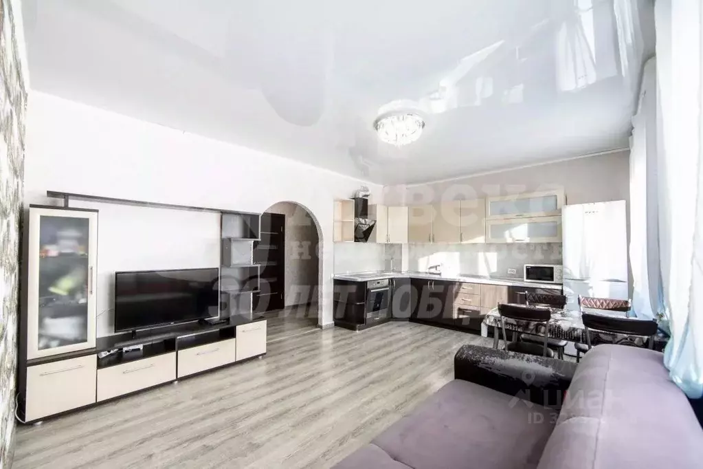 1-к кв. Тюменская область, Тюмень ул. Монтажников, 51 (49.0 м) - Фото 1