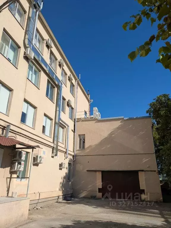 Помещение свободного назначения в Ставропольский край, Зеленокумск г. ... - Фото 1