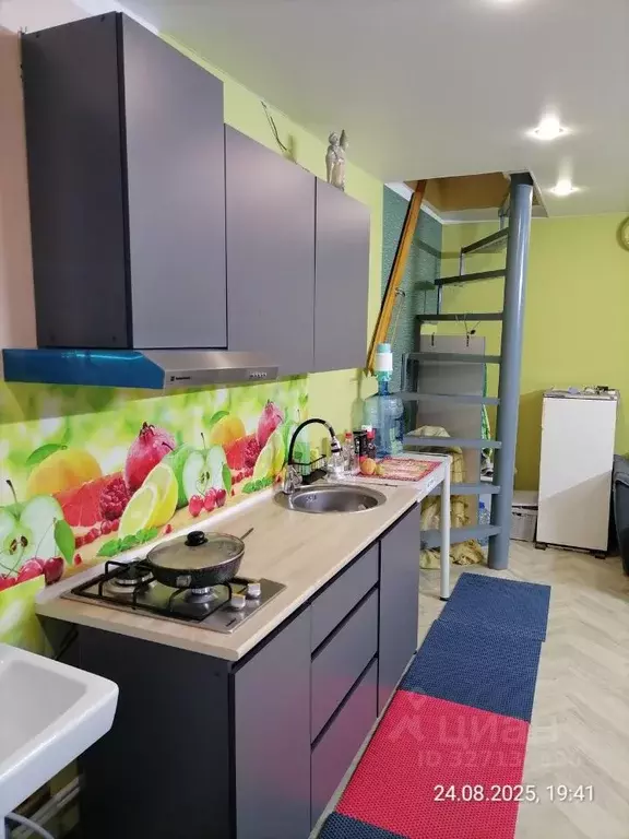 Гараж в Краснодарский край, Геленджик  (82 м) - Фото 1