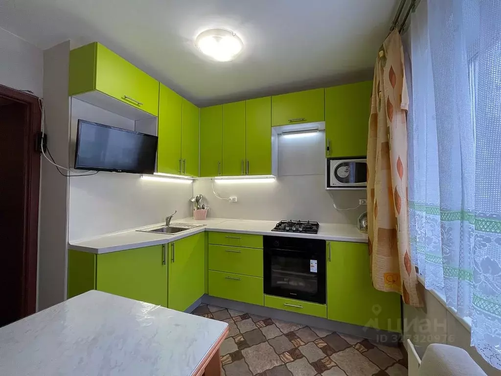 2-к кв. Ленинградская область, Гатчина просп. 25 Октября, 54к1 (55.0 ... - Фото 2