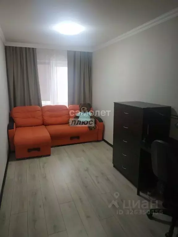 3-к кв. Омская область, Омск Городок Нефтяников мкр, ул. 22 Апреля, 44 ... - Фото 2