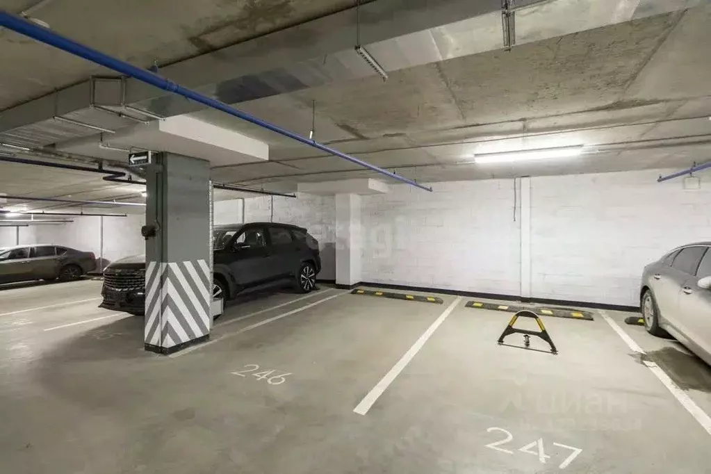 Гараж в Тюменская область, Тюмень Харьковская ул., 76 (13 м) - Фото 0