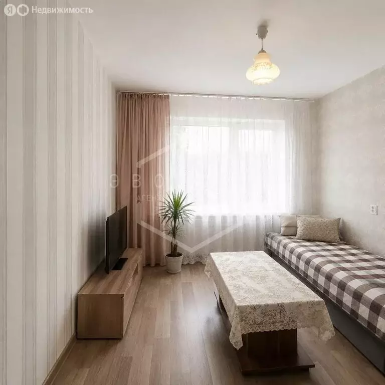 1-комнатная квартира: Калининград, Полоцкая улица, 14 (18 м) - Фото 1