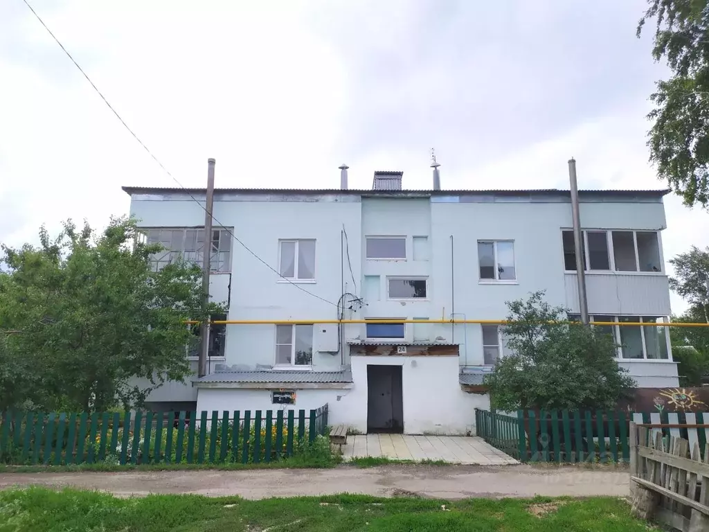 3-к кв. Самарская область, Пестравский район, с. Мосты Комсомольский ... - Фото 1