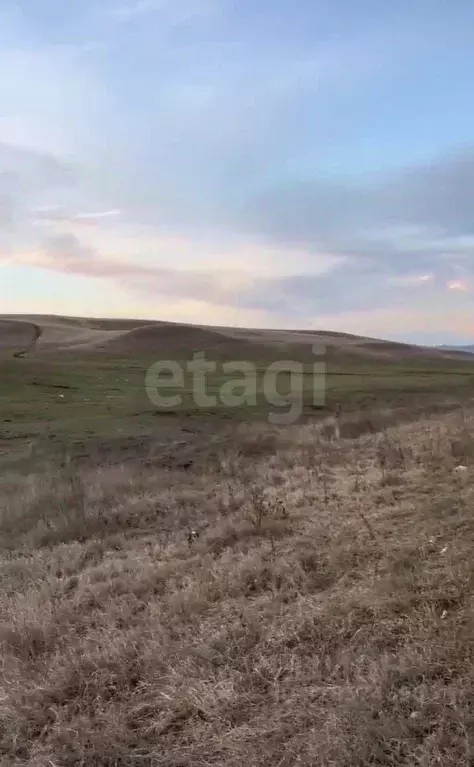 Участок в Ингушетия, Назрановский район, Кантышево с/пос, с. Кантышево ... - Фото 1
