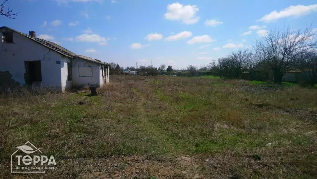 Участок в Крым, Сакский район, с. Воробьево ул. Дружбы, 3 (15.0 сот.) - Фото 0