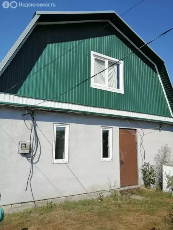 Дом в Саратовская область, Петровск ул. Спартака (109 м) - Фото 1