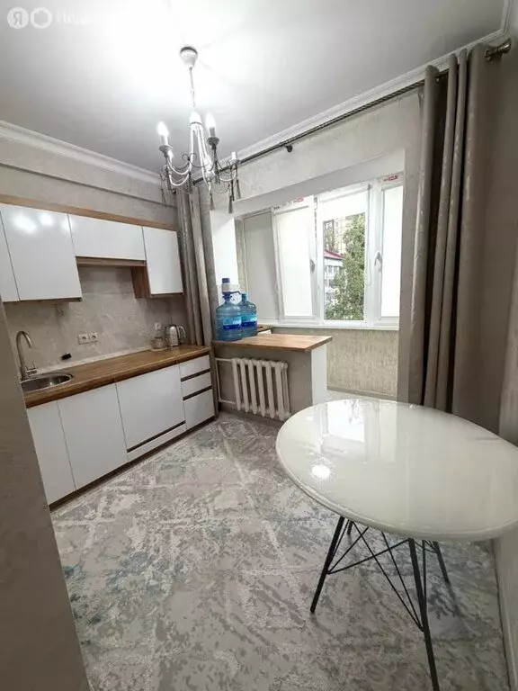 1-комнатная квартира: Махачкала, улица Габитова, 16А (42 м) - Фото 1