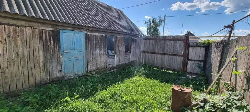 Дом в Белгородская область, Корочанский район, Проходенское с/пос, с. ... - Фото 1
