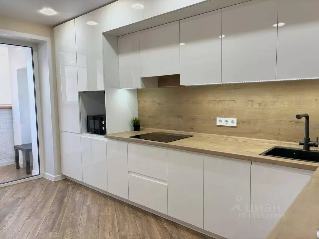 2-к кв. Чувашия, Новочебоксарск ул. Винокурова, 2Б (70.0 м) - Фото 1